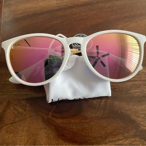 SHADYRAYS Allure Sunglasses - white NWT
